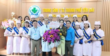 Hình ảnh chi tiết tin tức Trung tâm Y tế thành phố gặp mặt kỷ niệm Ngày công tác xã hội Việt Nam 25/3 Hình ảnh tin tức Trung tâm Y tế thành phố gặp mặt kỷ niệm Ngày công tác xã hội Việt Nam 25/3
