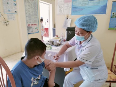 Hình ảnh chi tiết tin tức Hiểu đúng hướng dẫn tiêm phòng vắc xin COVID-19 cho các đối tượng theo độ tuổi Hình ảnh tin tức Hiểu đúng hướng dẫn tiêm phòng vắc xin COVID-19 cho các đối tượng theo độ tuổi