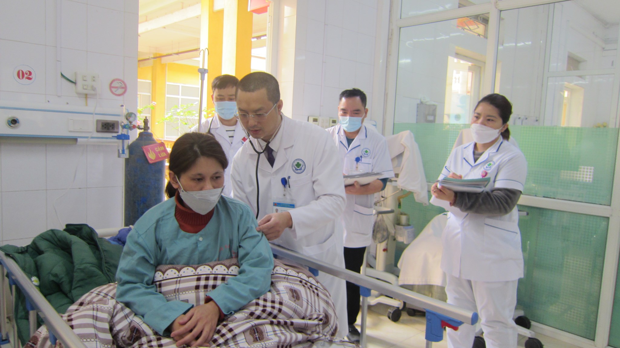 Hình ảnh tin tức  Bác sỹ Nguyễn Trung Hiếu - Công dân tiêu biểu tỉnh Yên Bái