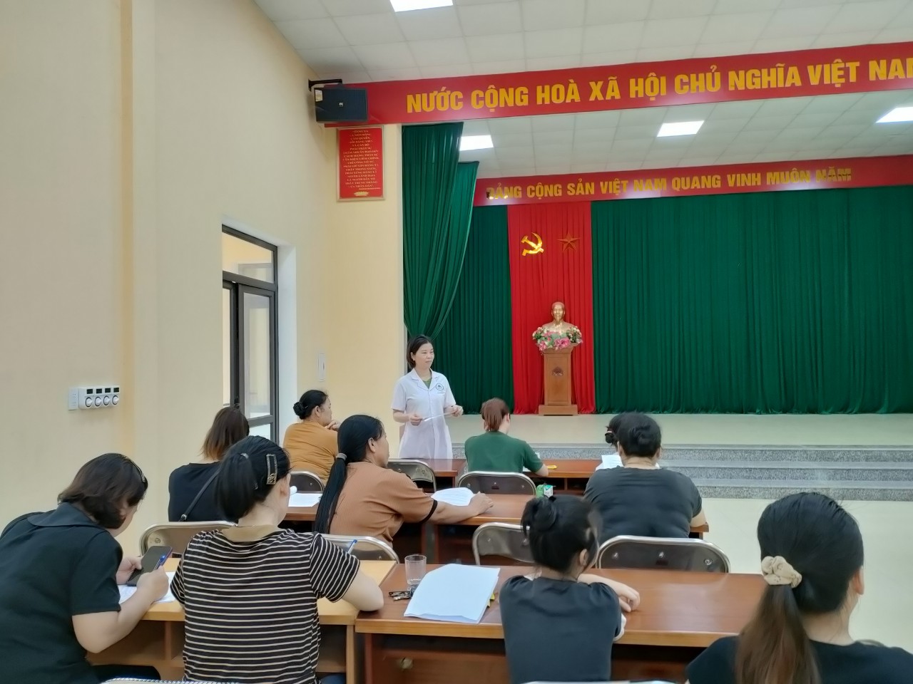 Hình ảnh tin tức 150 người dân thành phố Yên Bái tham dự hoạt động truyền thông về dinh dưỡng