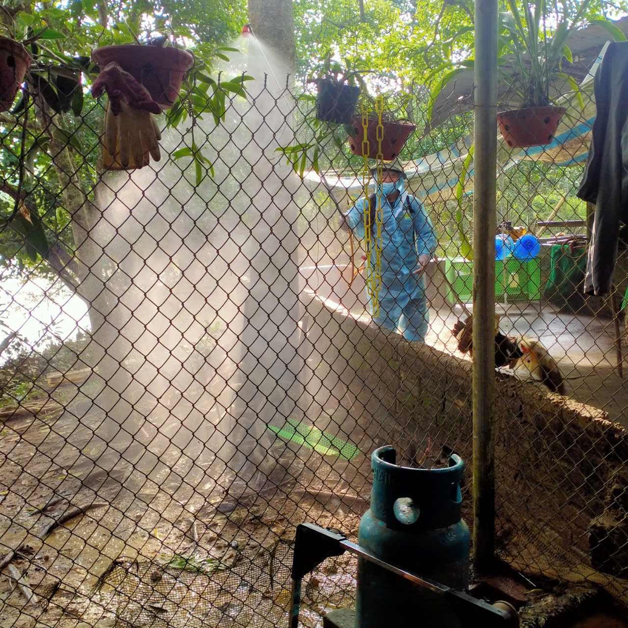 Hình ảnh tin tức Trung tâm y tế thành phố khắc phục hậu quả sau bão lũ