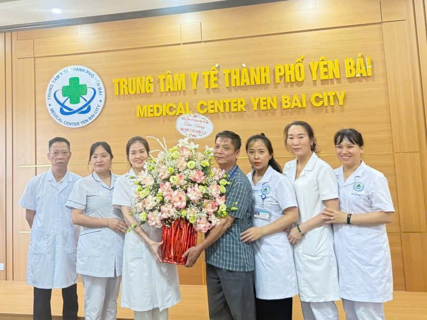 Hình ảnh tin tức Trung tâm Y tế thành phố tổ chức gặp mặt kỷ niệm Ngày Quốc tế Điều dưỡng năm 2025