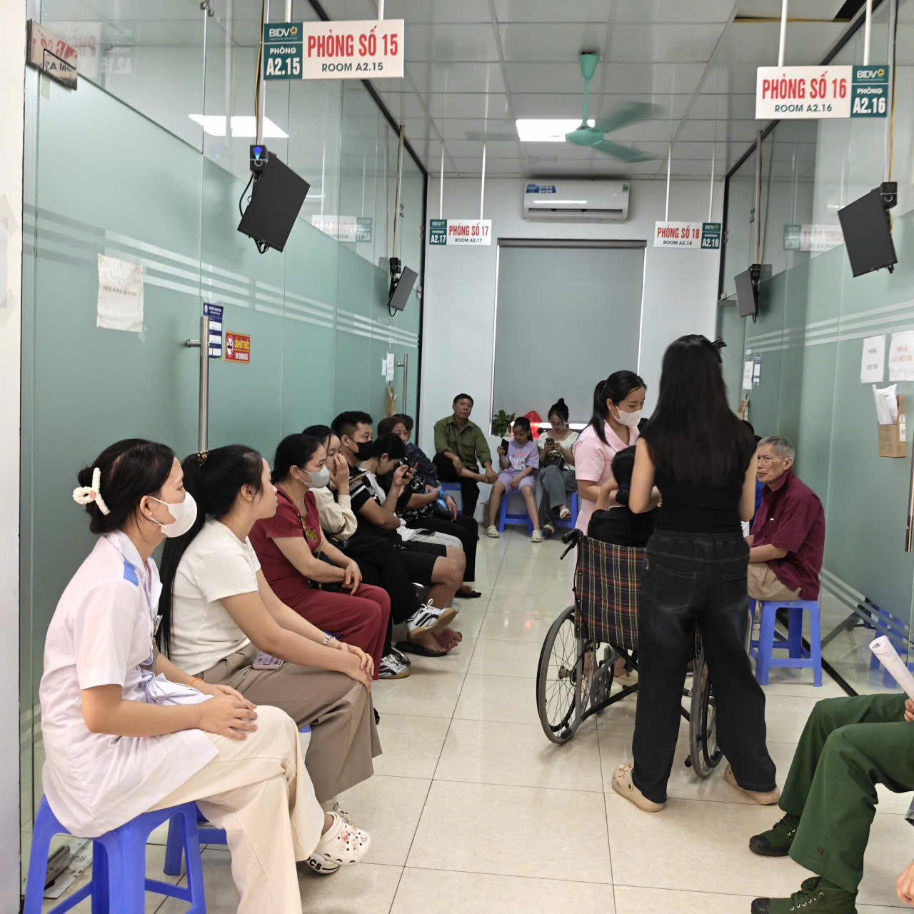 Hình ảnh tin tức Nâng cao nhận thức, kỹ năng chăm sóc sức khỏe người cao tuổi trong bối cảnh già hóa dân số