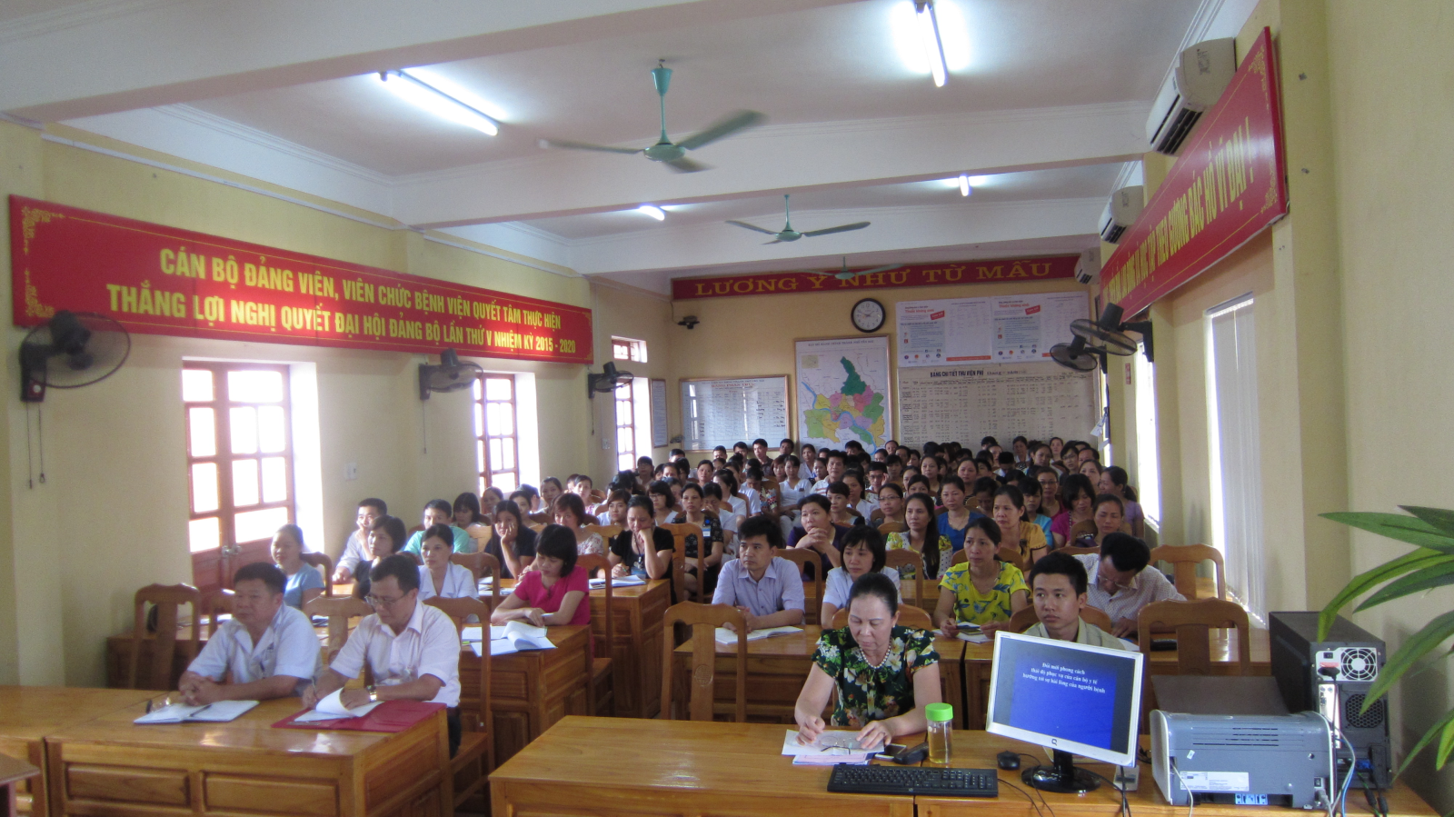 Hình ảnh tin tức Trung tâm y tế thành phố Yên bái tổ chức tập huấn xây dựng hệ thống, quy trình báo cáo và quản lý sự cố y khoa